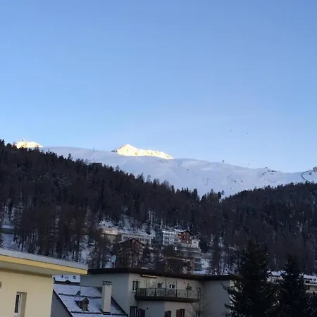 Apartment Derby 32 St. Moritz